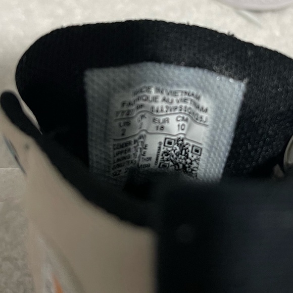 Baby Converse - Picture 4 of 4